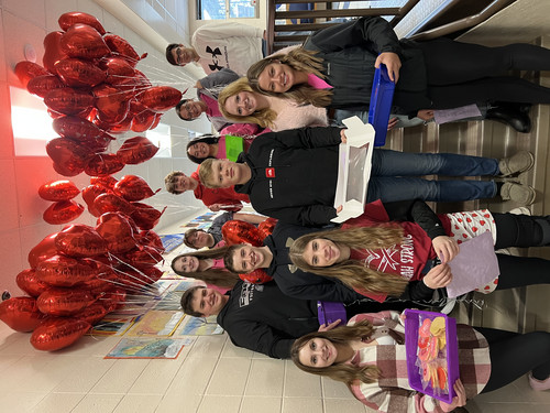 Valentine's Day Cookies & Balloons!